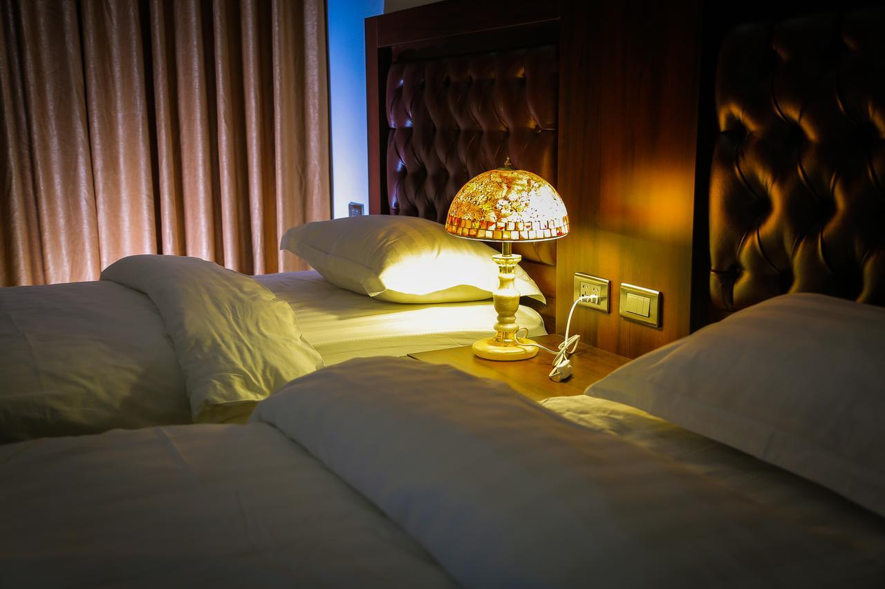 Qaser Al-Sultan Hotel Suites Amman Exterior photo